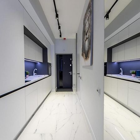 Fashionable Apartments. Smartplaza Metro Minskaya. Obolon เคียฟ ภายนอก รูปภาพ